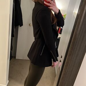 Aritzia Black Blazer XXS 